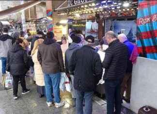 Trabzon’da Yeni Yıl Kutlamaları: Balık Tezgahları Doldu Taştı! trabzonda-yeni-yl-kutlamalar-balk-tezgahlar-doldu-tat