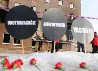 Bolu’daki Oteli Protesto Etmek İçin Karanfil Bırakıldı boludaki-oteli-protesto-etmek-iin-karanfil-brakld