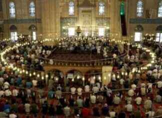 Cuma Namazı Saatleri: 3 Ocak İstanbul, Ankara, İzmir ve Diğer İllere Göre Kaçta Kılınacak? cuma-namaz-saatleri-3-ocak-istanbul-ankara-izmir-ve-dier-illere-gre-kata-klnacak