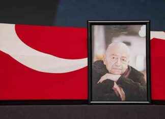 Selim İleri için AKM’de Tören Düzenlendi: İstanbul’a Aşık Bir Beyefendi selim-ileri-iin-akmde-tren-dzenlendi-istanbula-ak-bir-beyefendi