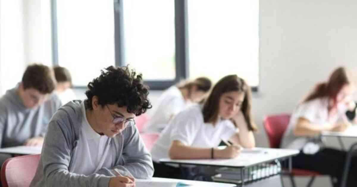 2025 MEB Nisan Ayı Ara Tatili Süresi Kaç Gün? 2025-meb-nisan-ay-ara-tatili-sresi-ka-gn