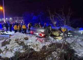 Düzce’de buzlu yolda otomobil kaza: 2 yaralı! dzcede-buzlu-yolda-otomobil-kaza-2-yaral