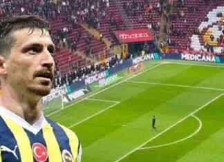 Mert Hakan tribün önünde ‘Hav Hav’ şarkısı çalındı! – Futbol Haberleri mert-hakan-tribn-nnde-hav-hav-arks-alnd-futbol-haberleri