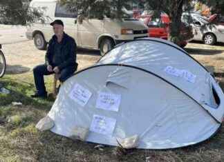 Burdur’da Yurttaş Mahkeme Kararını Protesto Etmek İçin Çadır Kurdu burdurda-yurtta-mahkeme-kararn-protesto-etmek-iin-adr-kurdu