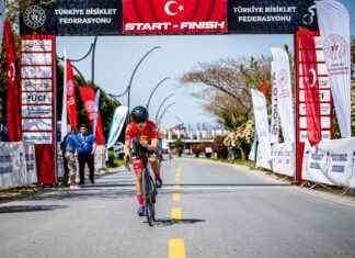 Balıkesir Ayvalık Arası Kaç Km Arabayla, Otobüsle, Uçakla Yol Süresi Ve Güzergah Seçenekleri Balıkesir Ayvalık Arası Kaç Km Arabayla, Otobüsle, Uçakla Yol Süresi Ve Güzergah Seçenekleri