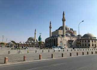Konya İstanbul Arası Kaç Km Arabayla, Otobüsle, Uçakla Yol Süresi Ve Güzergah Seçenekleri Konya İstanbul Arası Kaç Km Arabayla, Otobüsle, Uçakla Yol Süresi Ve Güzergah Seçenekleri