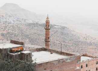 Mardin Midyat Arası Kaç Km Arabayla, Otobüsle, Uçakla Yol Süresi Ve Güzergah Seçenekleri Mardin Midyat Arası Kaç Km Arabayla, Otobüsle, Uçakla Yol Süresi Ve Güzergah Seçenekleri
